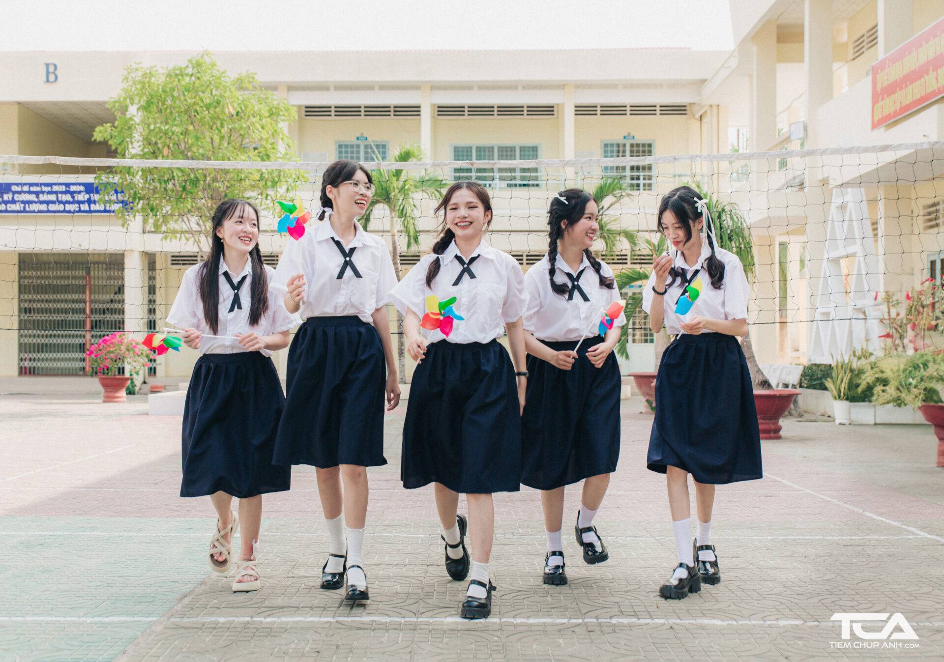 đồng phục của học sinh Thái Lan