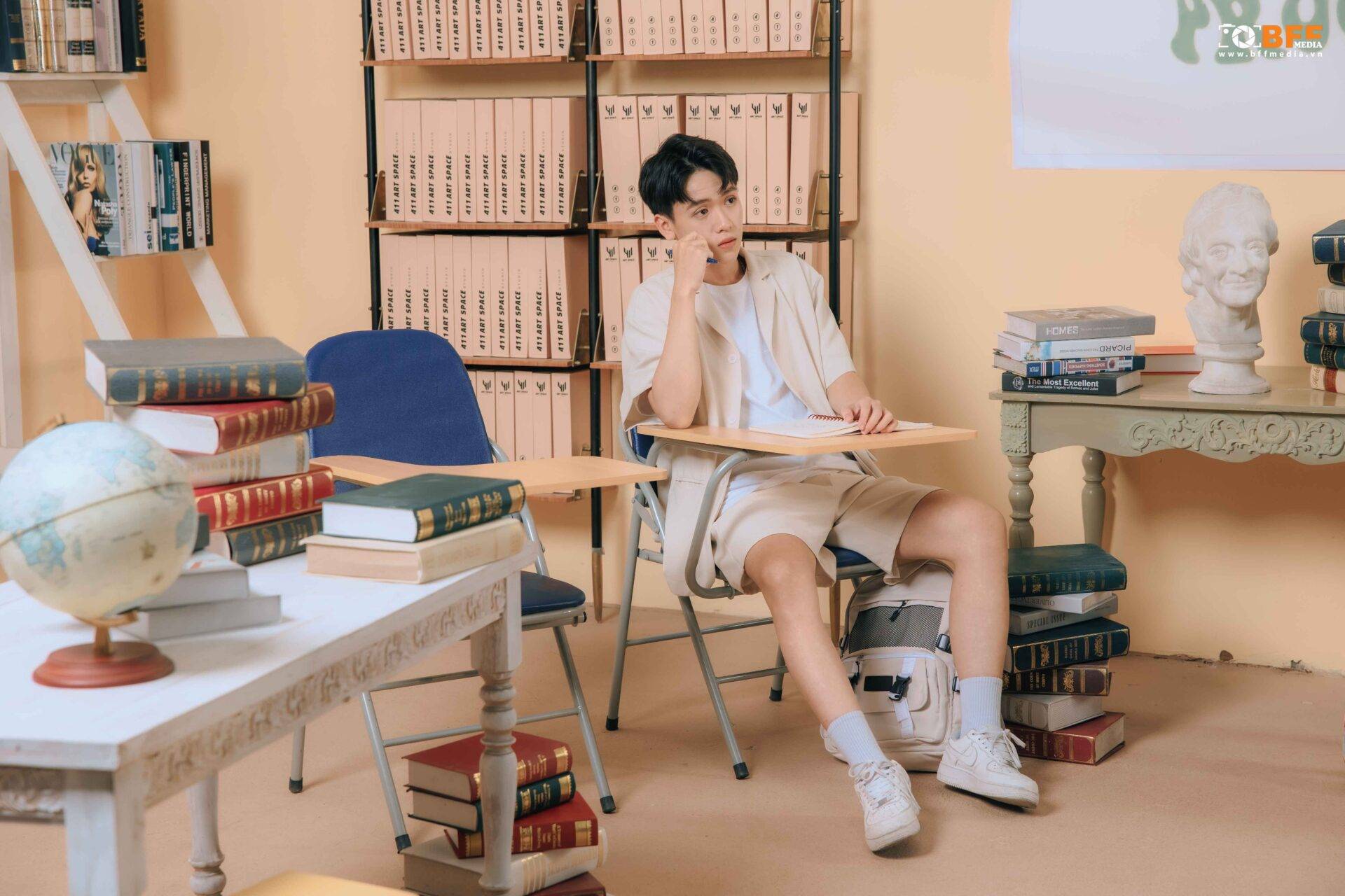 chụp ảnh kỷ yếu concept hàn quốc