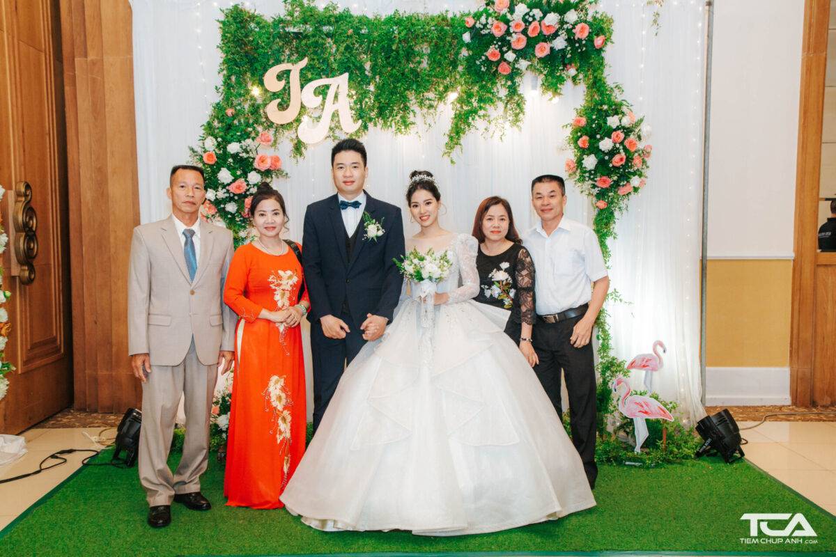 chụp hình tiệc cưới giá rẻ tphcm