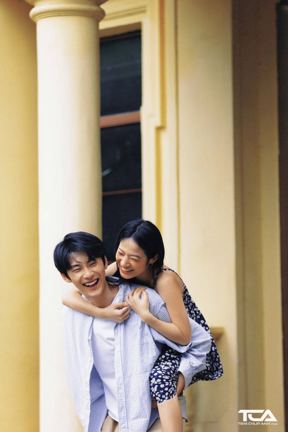 chụp hình cặp đôi studio
