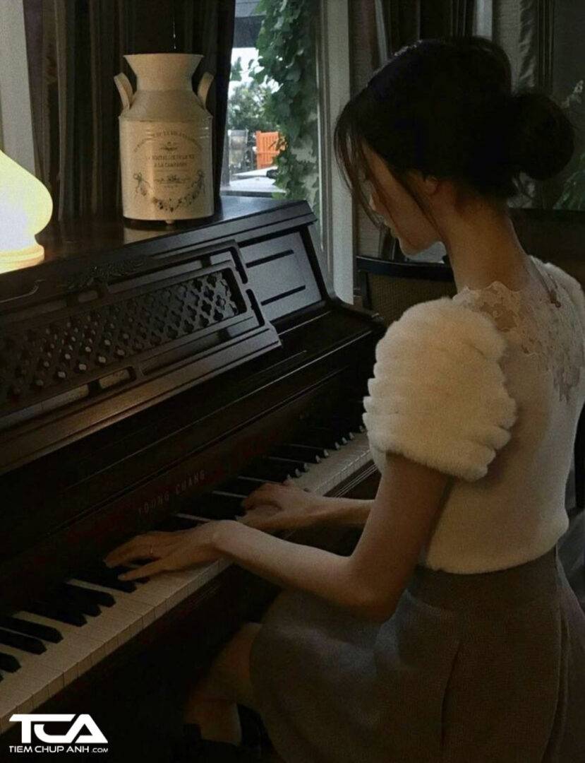 ảnh đánh đàn piano