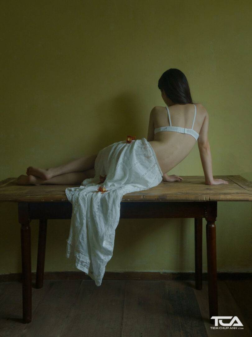 cách chụp ảnh sau lưng