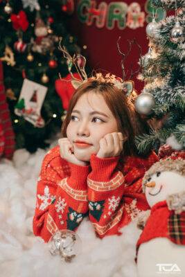 cách tạo dáng chụp ảnh giáng sinh đẹp