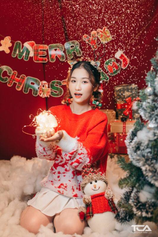 cách tạo dáng chụp ảnh giáng sinh đẹp
