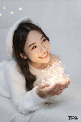 cách tạo dáng chụp ảnh giáng sinh đẹp