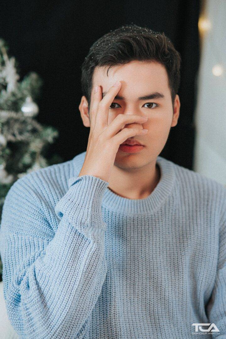cách trang trí noel trên tường