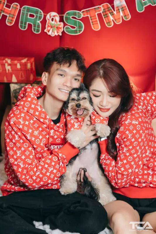 Cách tạo dáng concept chụp ảnh noel đẹp
