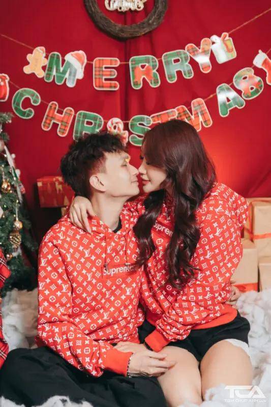 Cách tạo dáng concept chụp ảnh noel đẹp