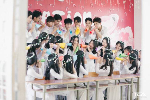 các kiểu chụp ảnh tập thể lớp đẹp