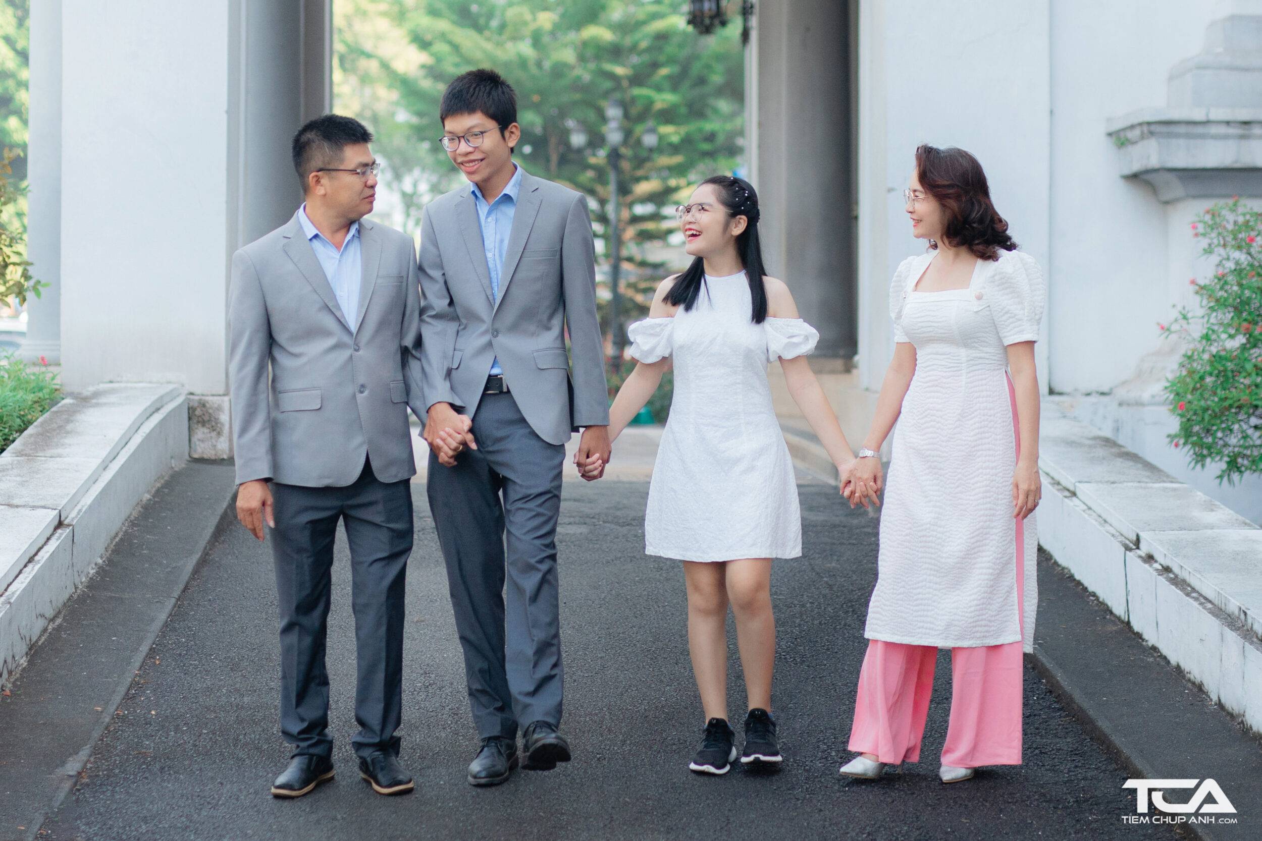 mẫu chụp hình gia đình