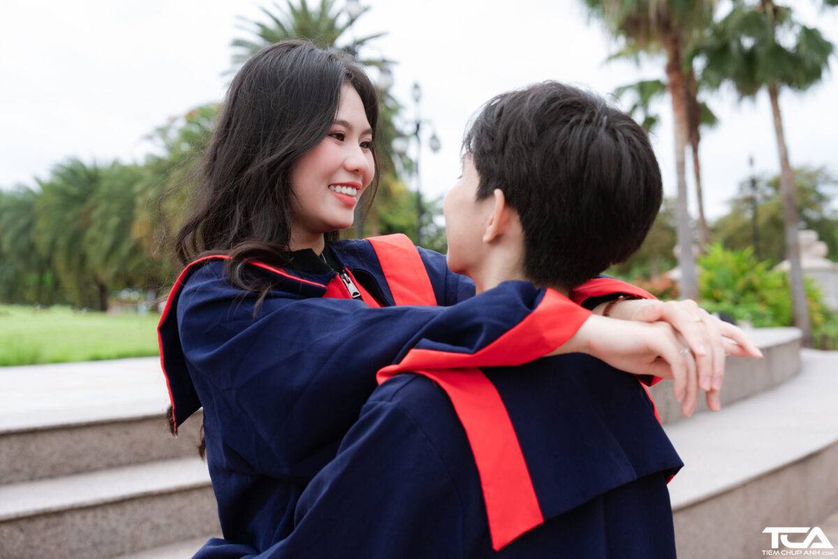 cap chụp kỷ yếu với người yêu
