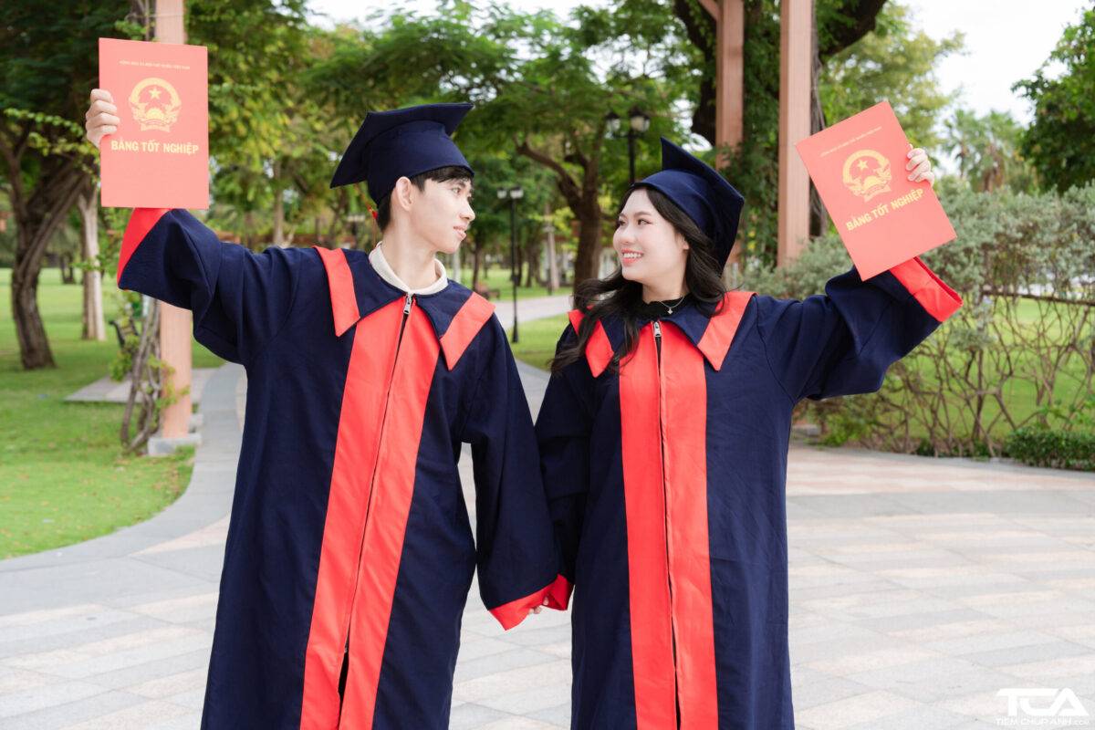 cách tạo dáng chụp ảnh kỷ yếu